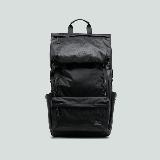 Black Series 跨境旅行後背包 28L