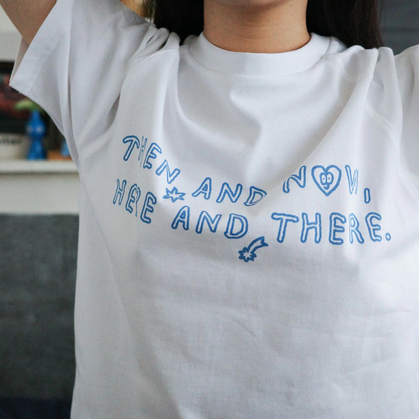 HERE AND THERE.純白短袖上衣