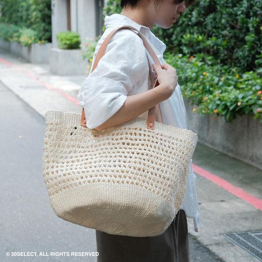 肯亞 肩背長把 手工草編籃