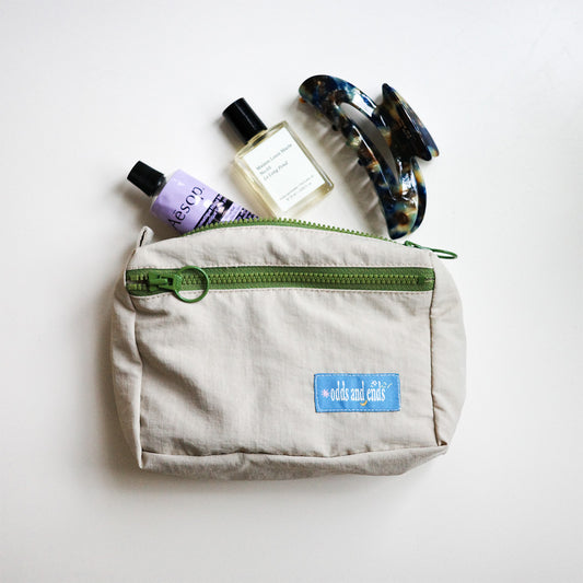 odds and ends 防潑水化妝包