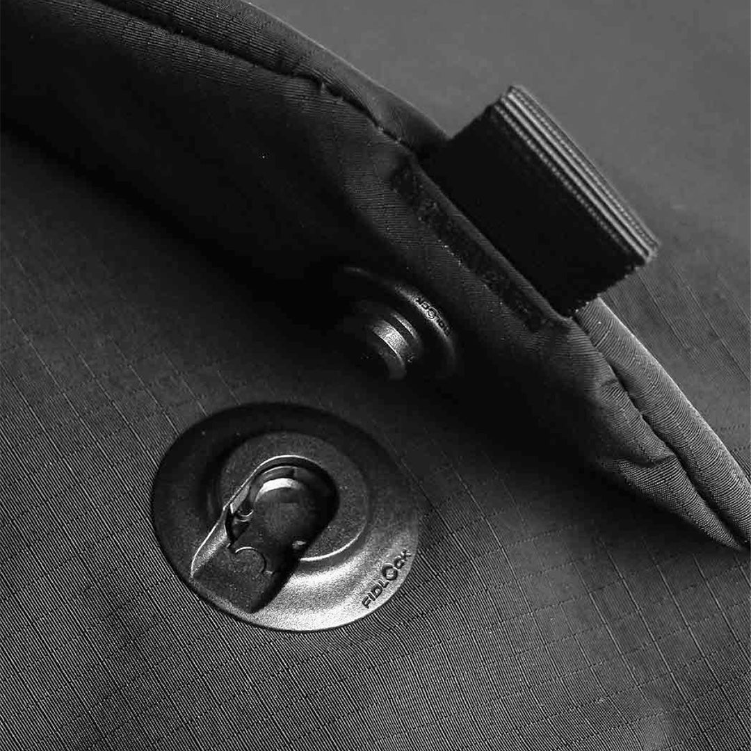 Essential  6.5L 隨行郵差包