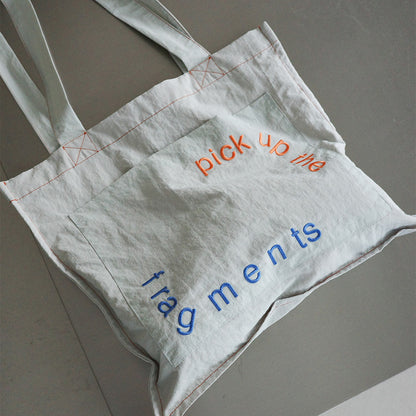 fragments 灰白刺繡購物袋