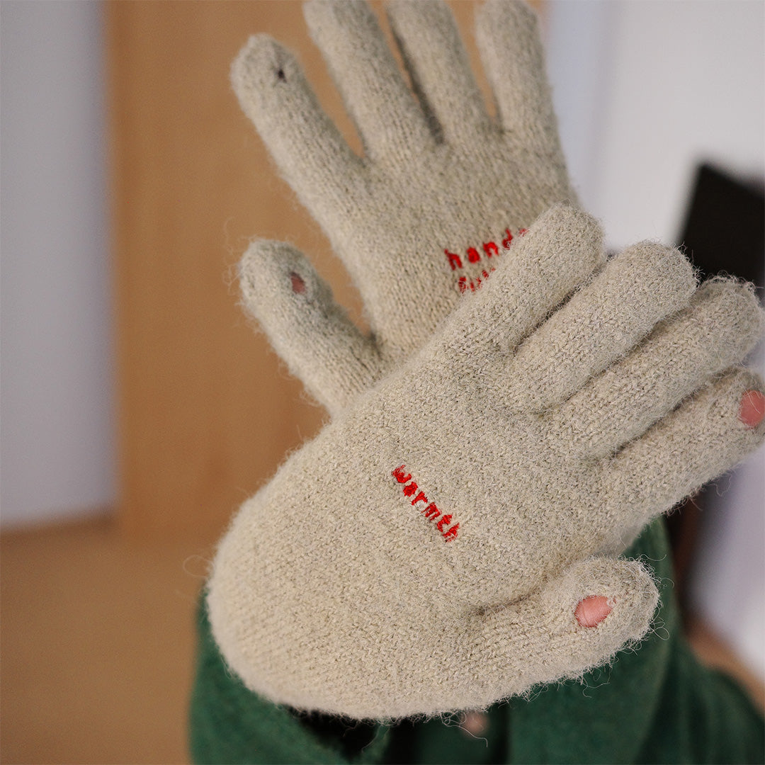 hands full of warmth 刺繡針織 女用手套
