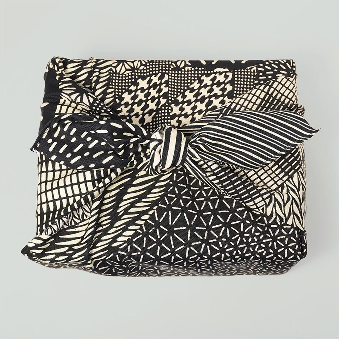 京都 手工型絵染  風呂敷（丸取小紋）