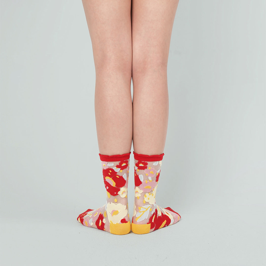 蘋果紅小花透紗中筒女襪