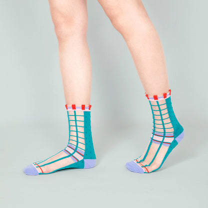 一抹綠點點格子透紗中筒女襪