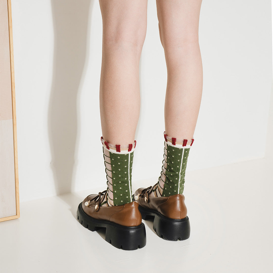 莓果舖點點格子透紗中筒女襪