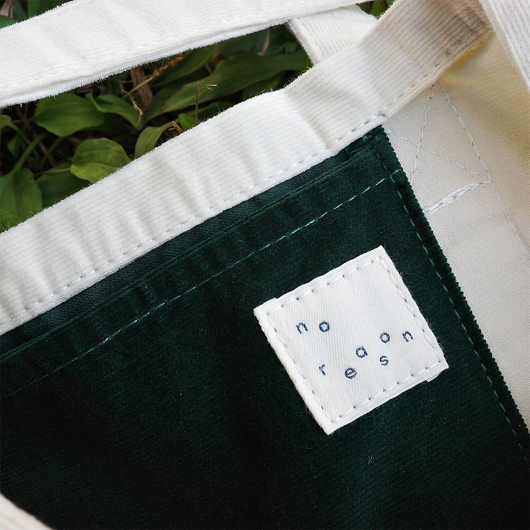 synchronicity 多口袋大容量燈芯絨托特包(白）